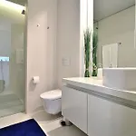 Restondouro Oporto Family Apartament *