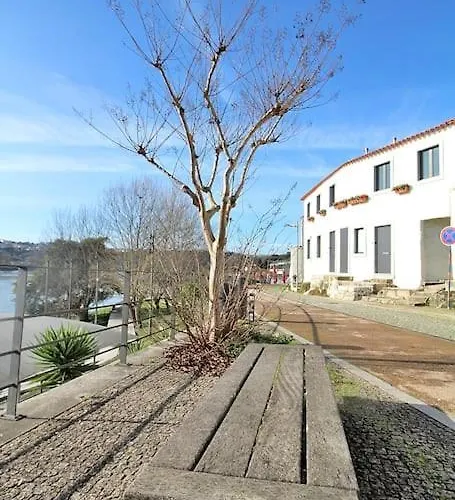 Restondouro Oporto Family Διαμέρισμα *