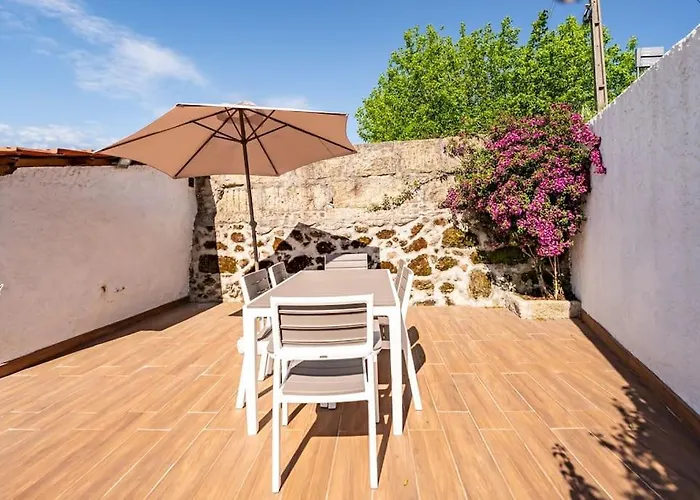 Restondouro Oporto Family * Valbom (Gondomar)